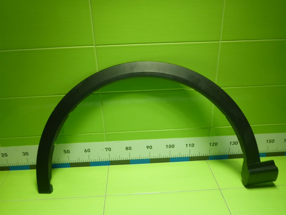 Накладка переднего крыла левого