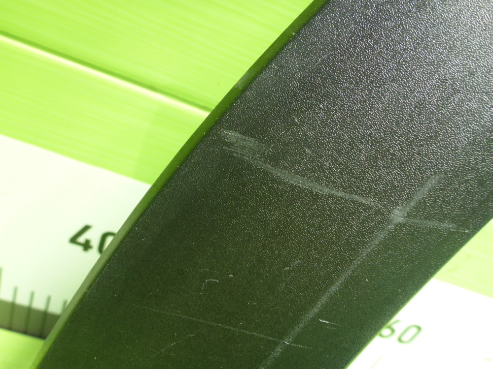 Накладка переднего крыла левого