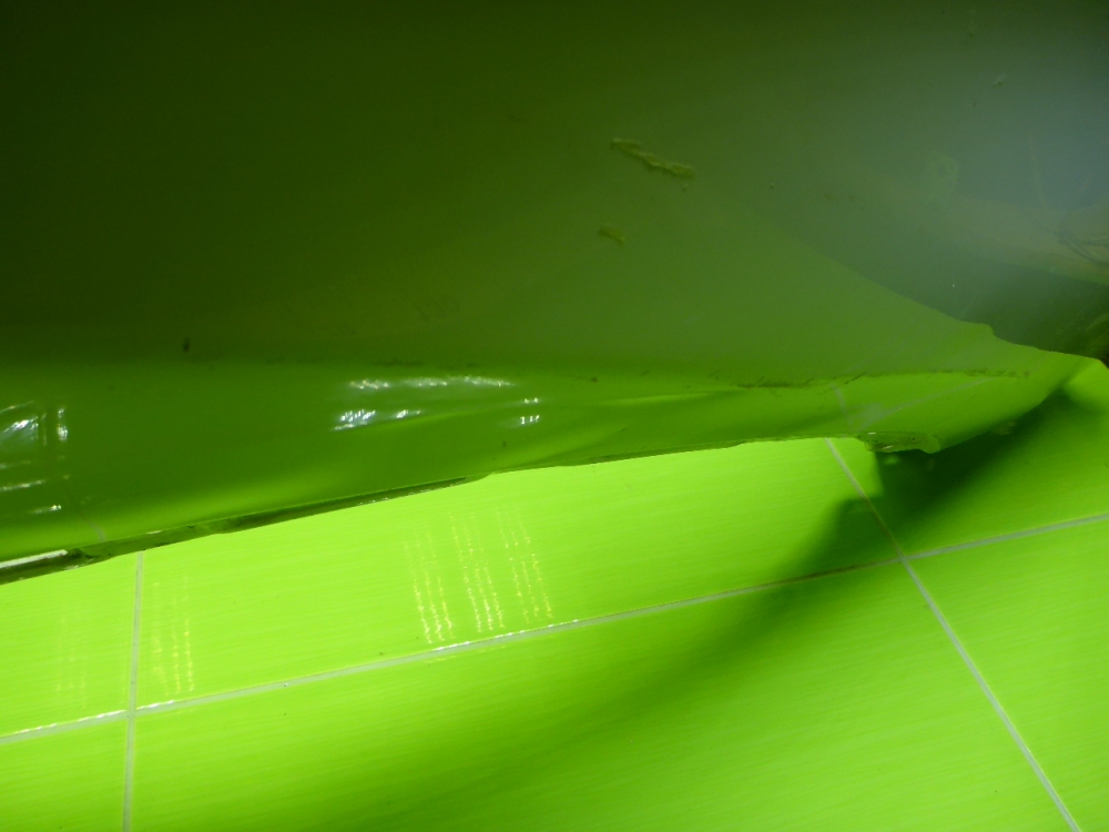 Крыло переднее правое