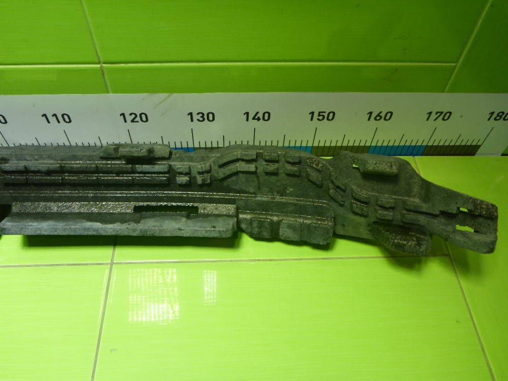 Наполнитель переднего бампера