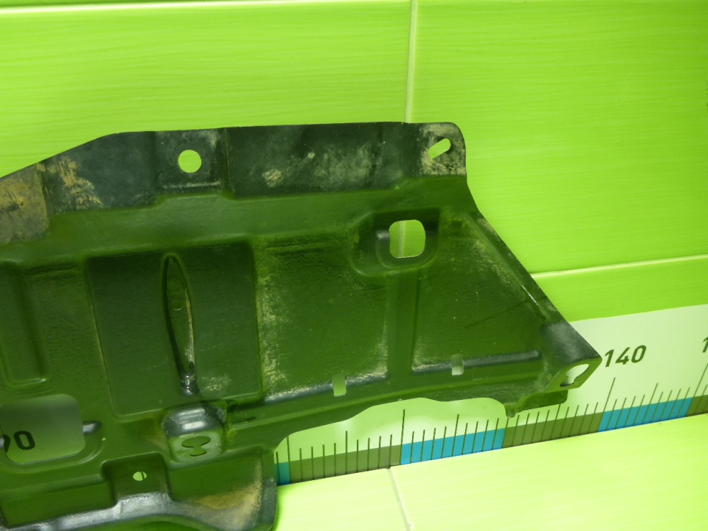 Пыльник двигателя