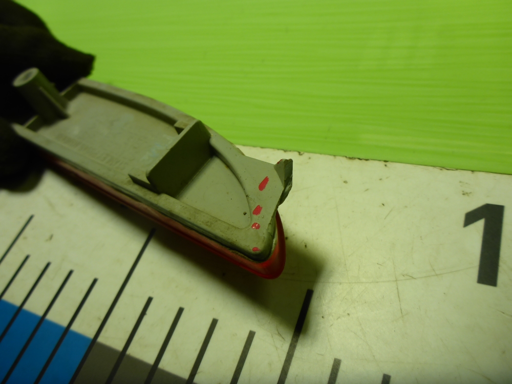 Отражатель в бампер задний правый