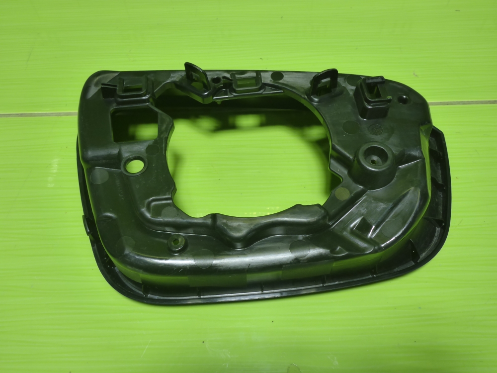 Корпус зеркала левого