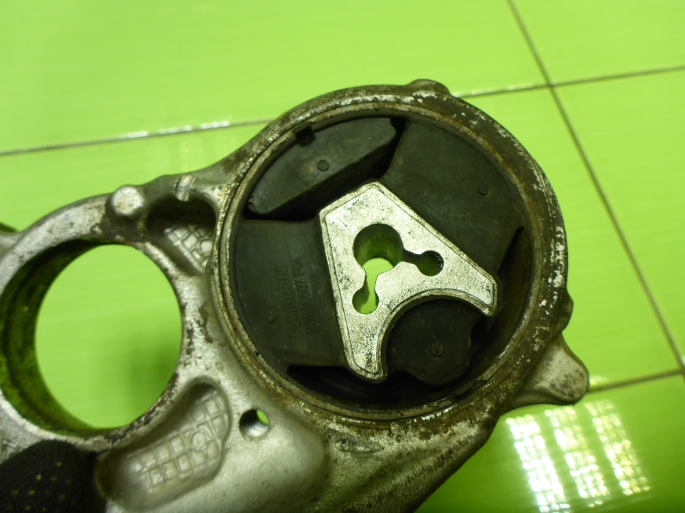 Кронштейн (сопут. товар)