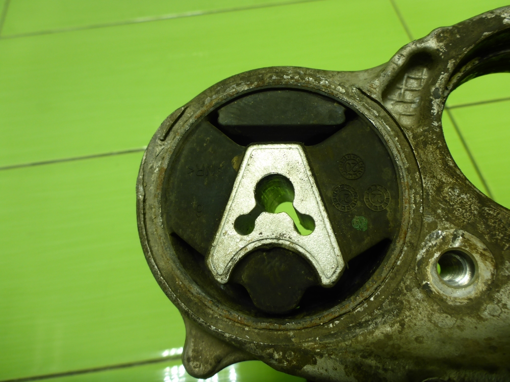 Кронштейн (сопут. товар)