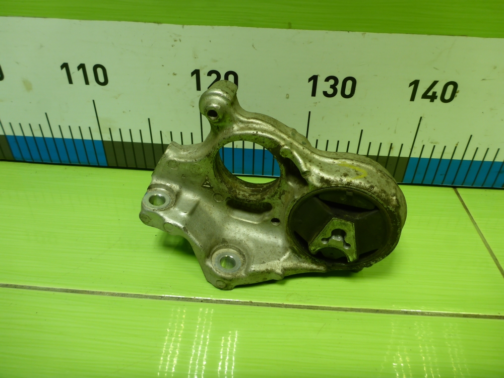 Кронштейн (сопут. товар)