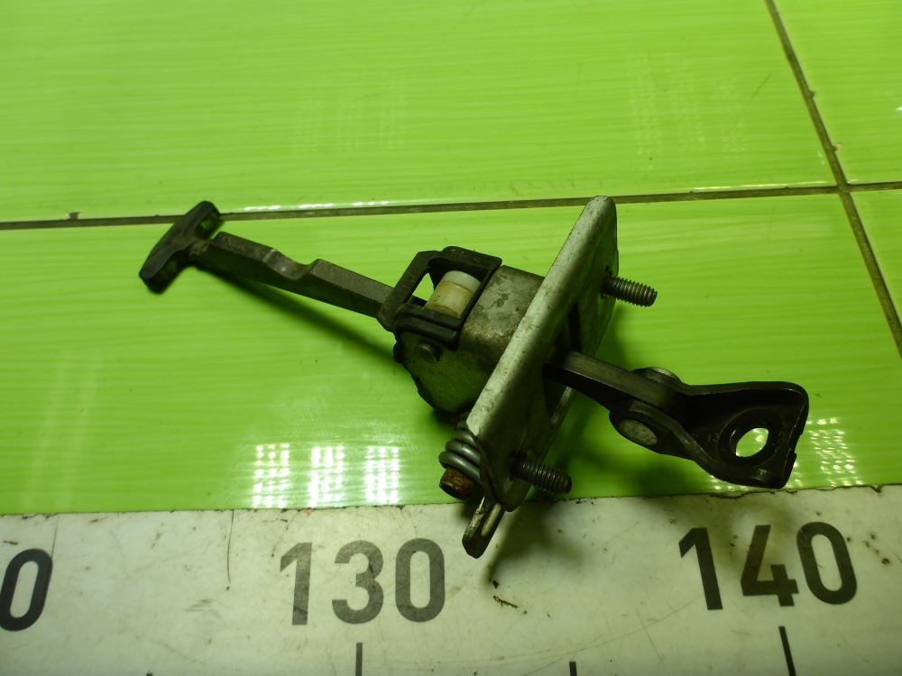 Ограничитель двери