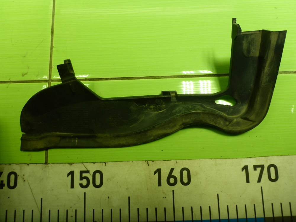 Молдинг лобового стекла