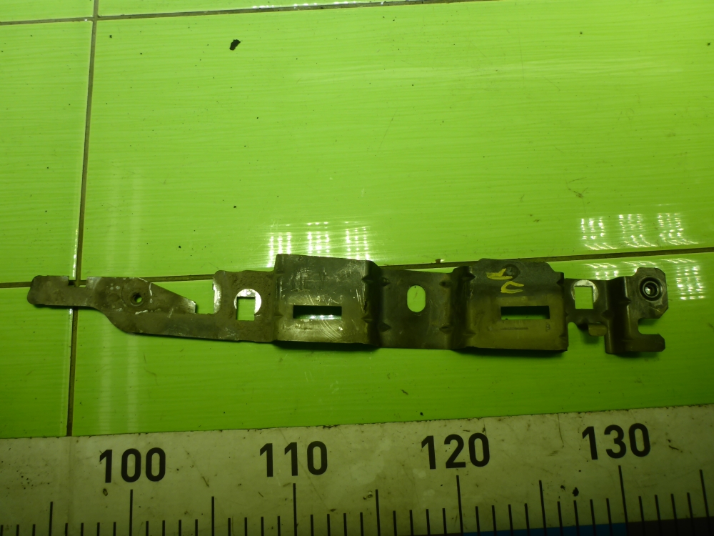 Кронштейн крепления крыла