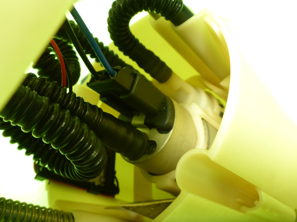 Насос топливный электрический