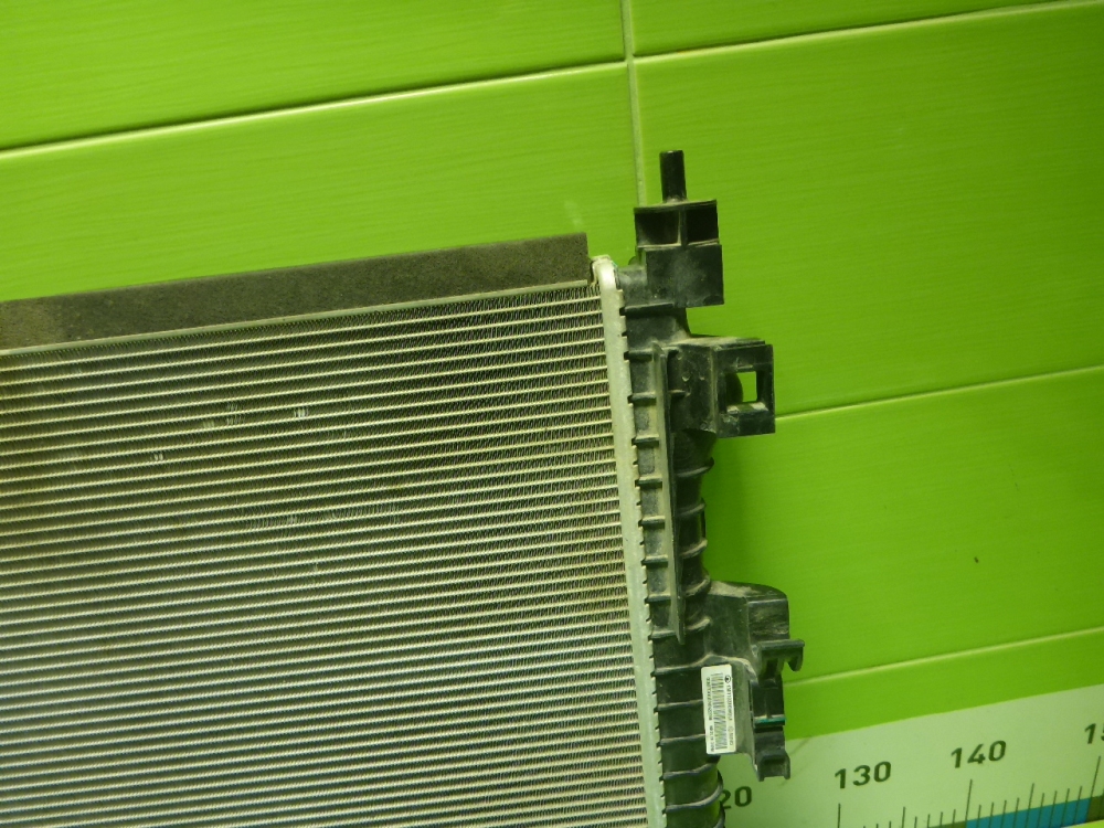 Радиатор охлаждения двигателя основной