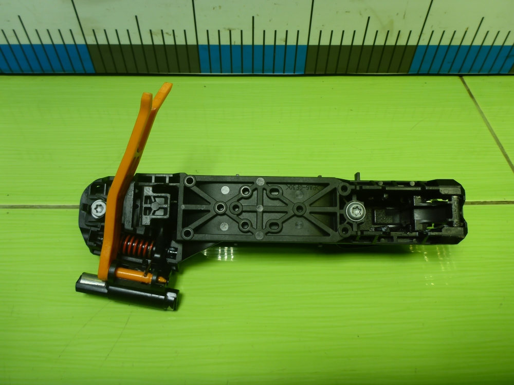 Ручка двери задней наружная