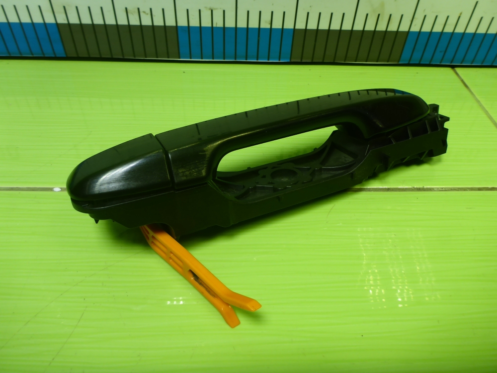 Ручка двери задней наружная