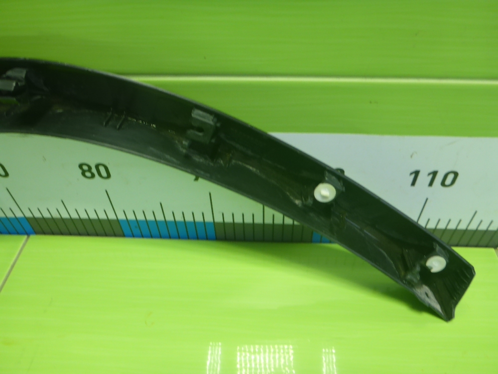 Накладка заднего крыла левого