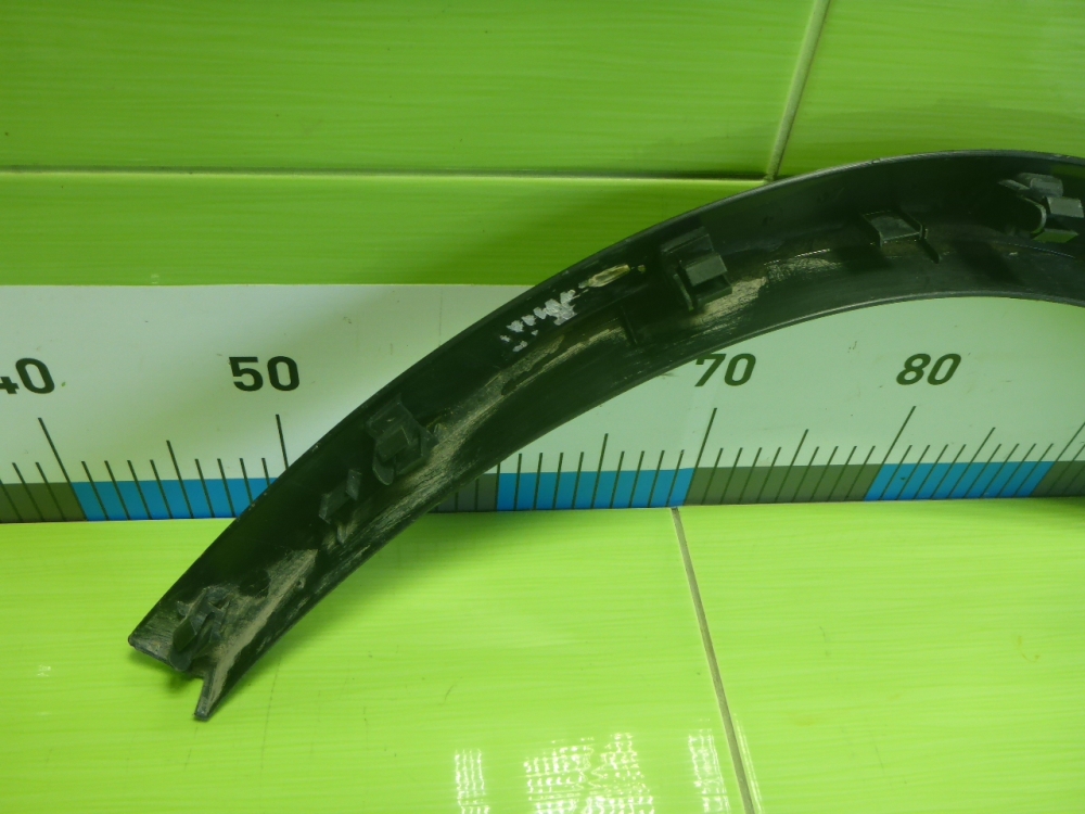 Накладка заднего крыла левого