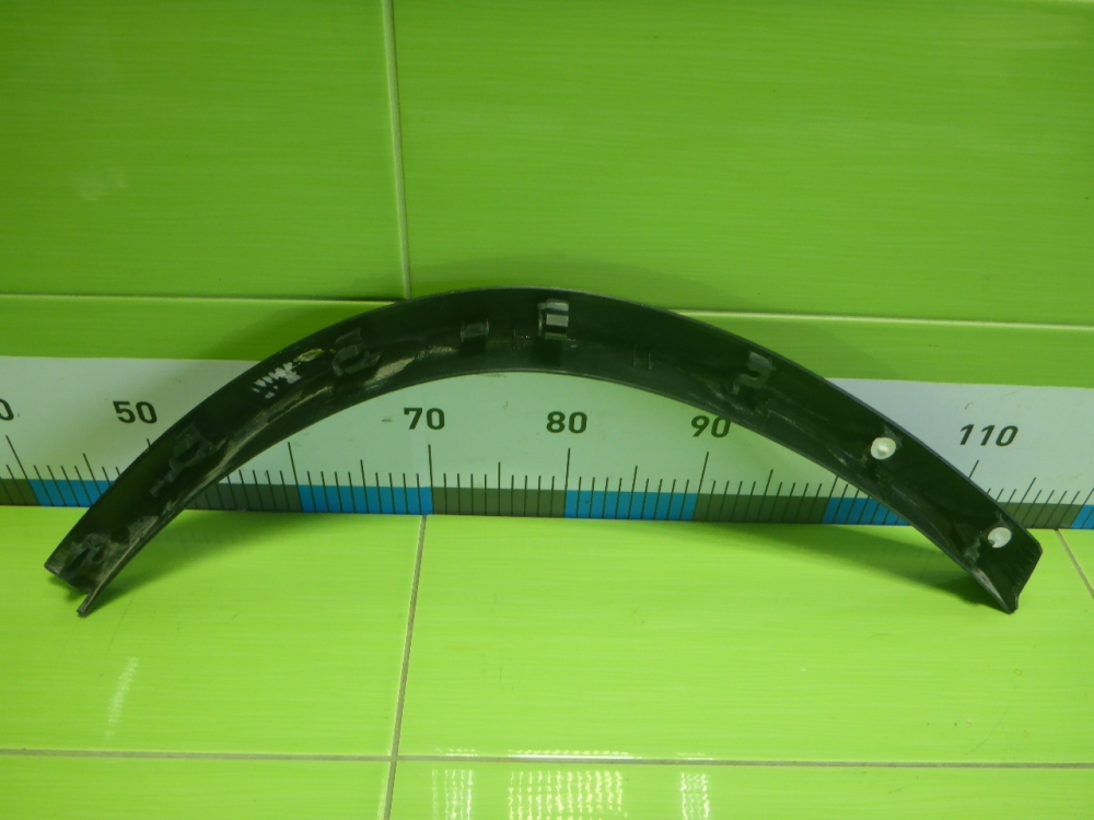 Накладка заднего крыла левого