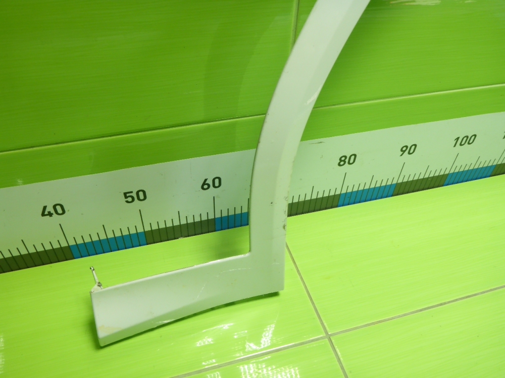 Накладка переднего крыла правого