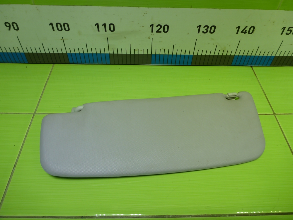 Козырек солнцезащитный