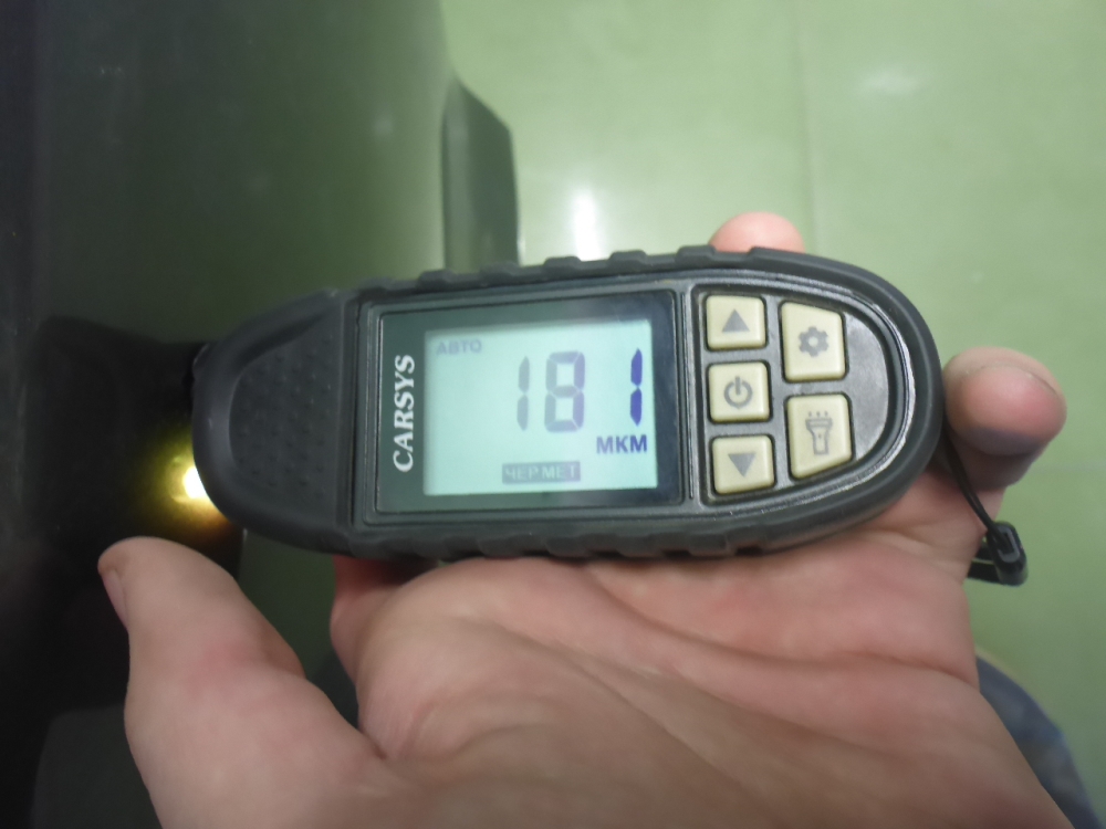 Дверь задняя правая