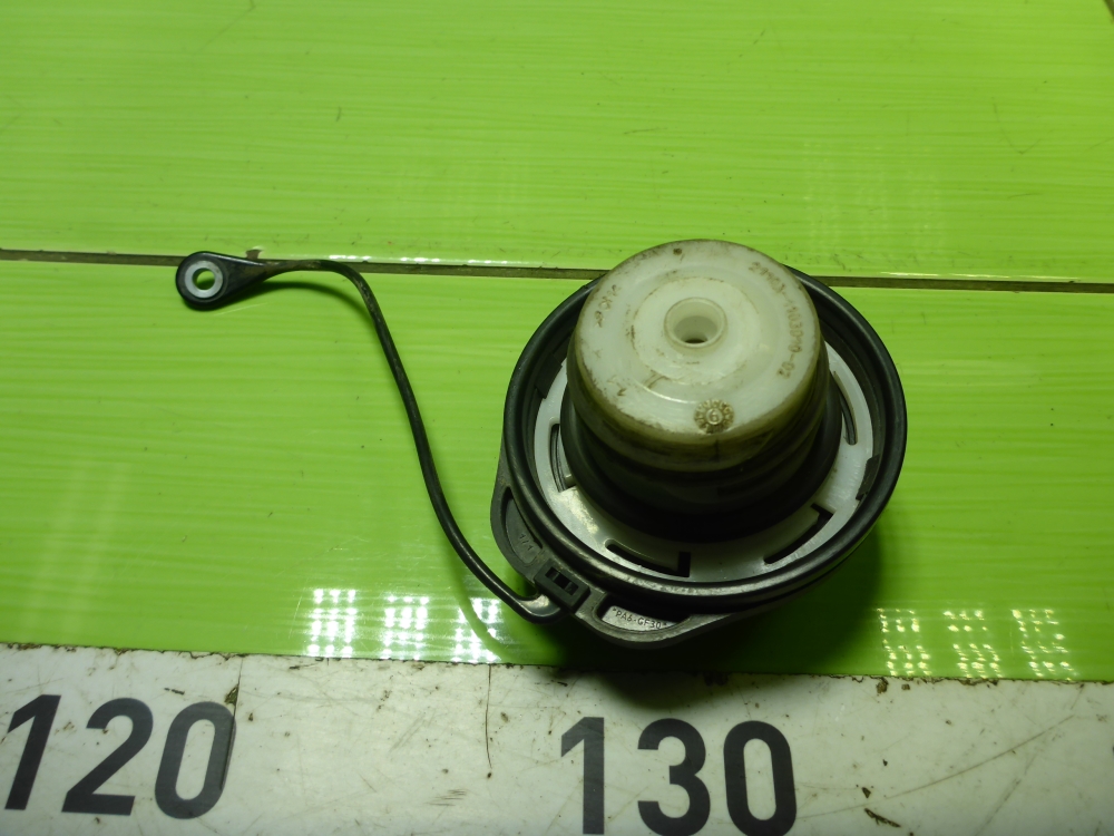 Крышка топливного бака