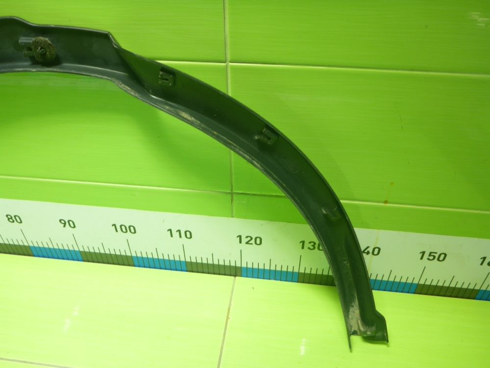 Накладка заднего крыла левого