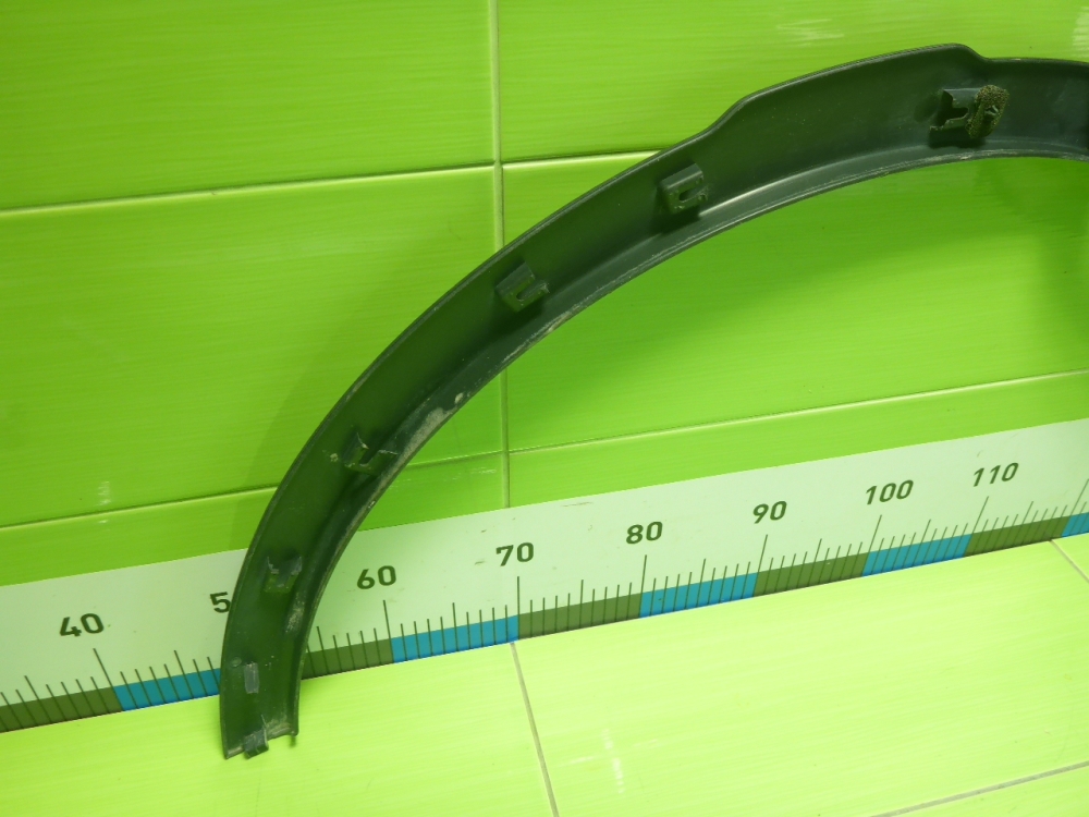 Накладка заднего крыла левого