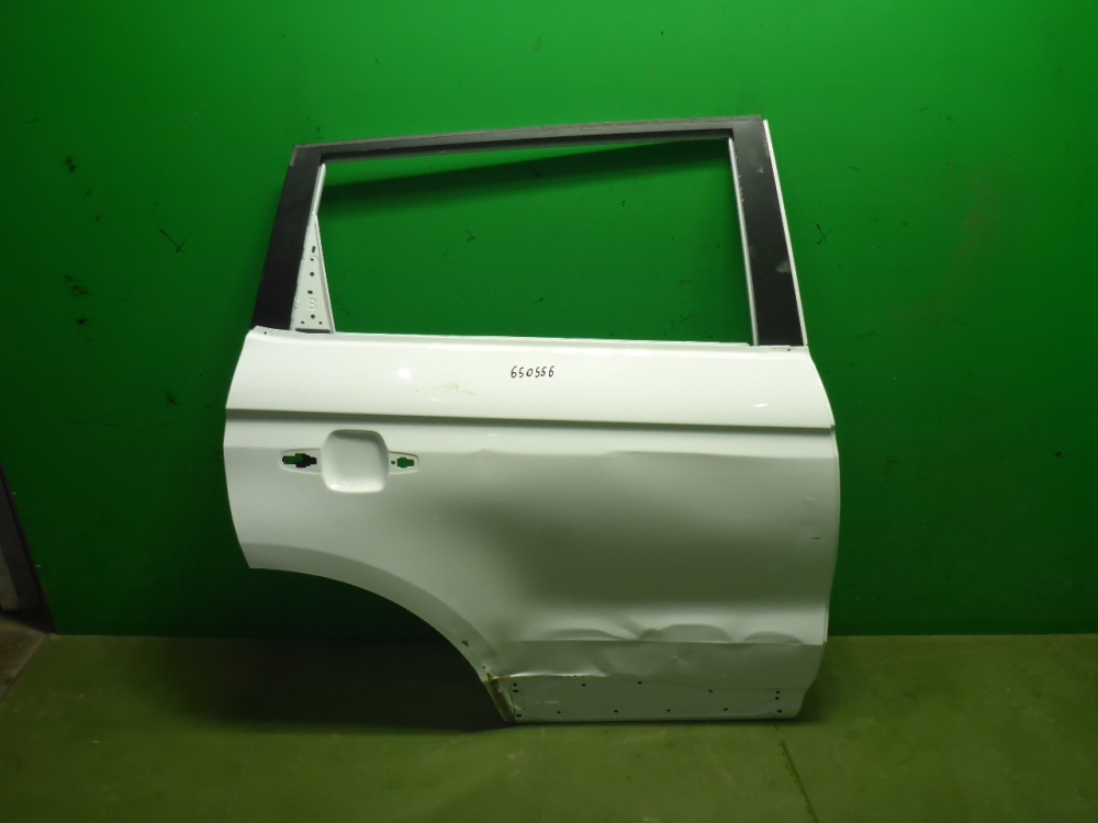 Дверь задняя правая