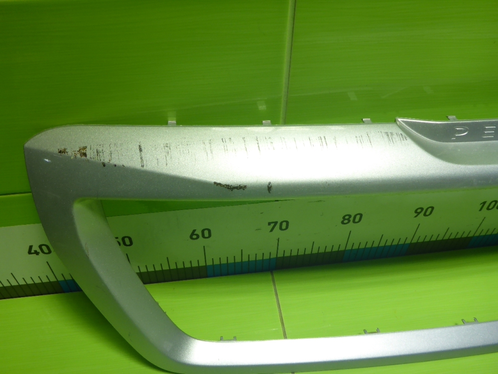 Накладка на решетку радиатора