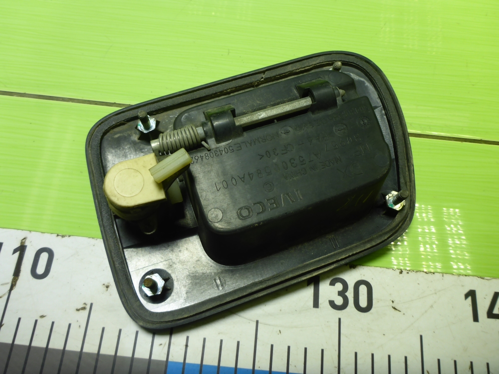 Ручка двери передней наружная