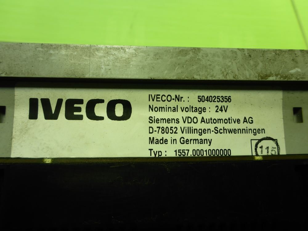 Панель приборов