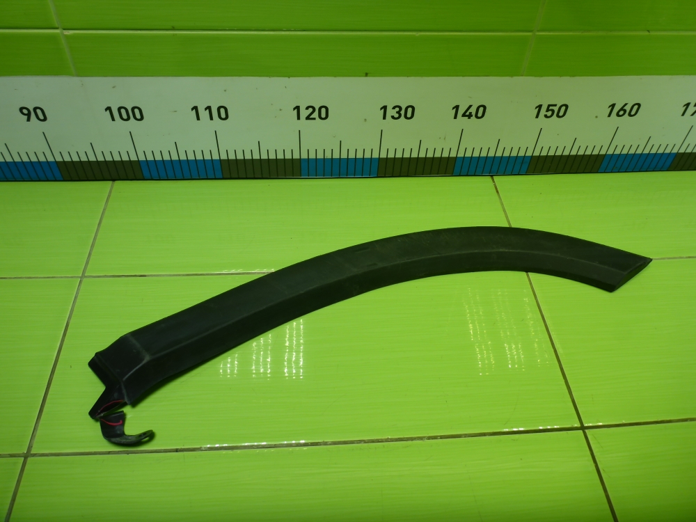 Накладка двери задней левой