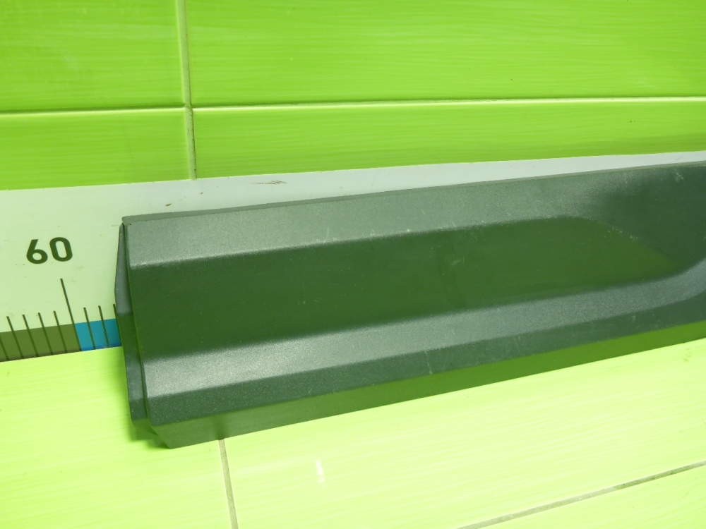 Накладка двери задней правой