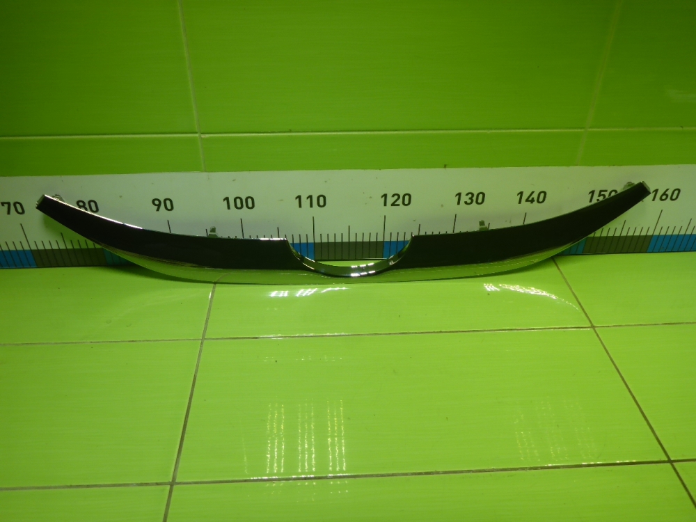 Накладка на решетку радиатора