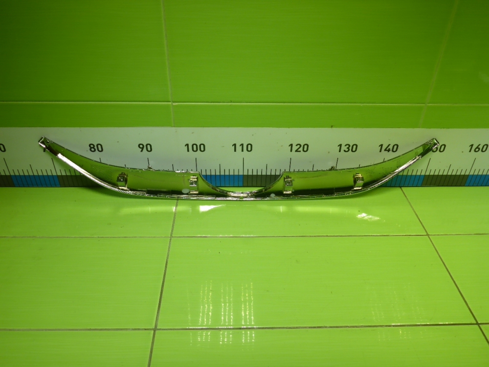 Накладка на решетку радиатора