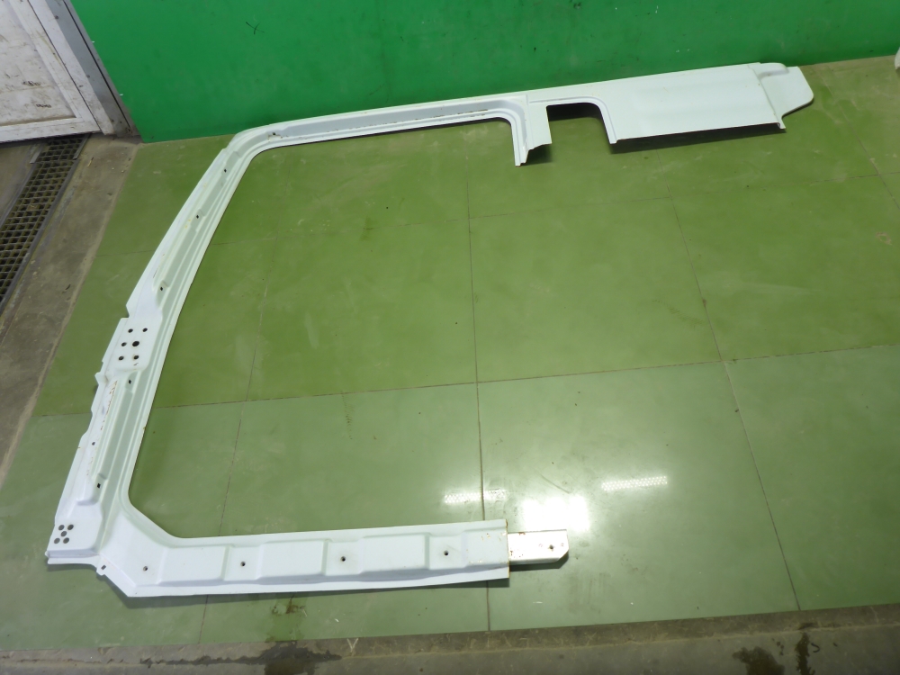 Кузовной элемент