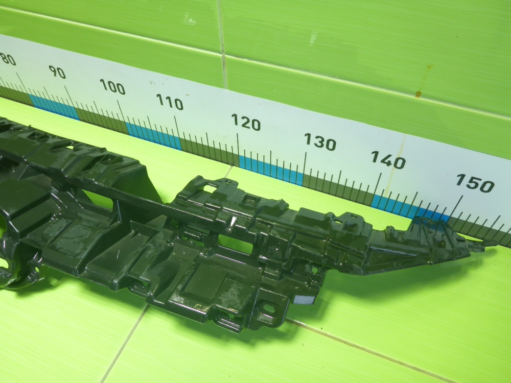 Кронштейн переднего бампера