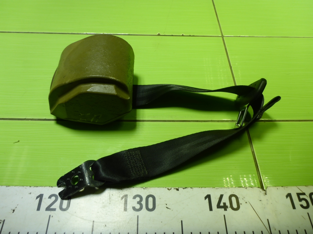 Ремень безопасности