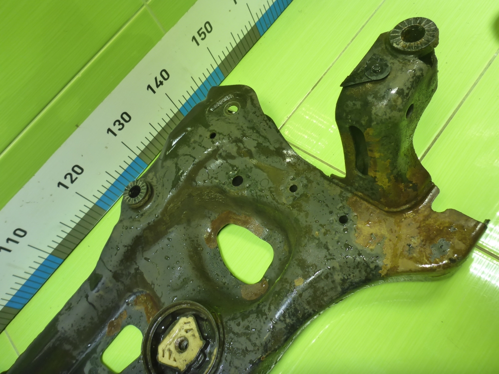 Балка подмоторная