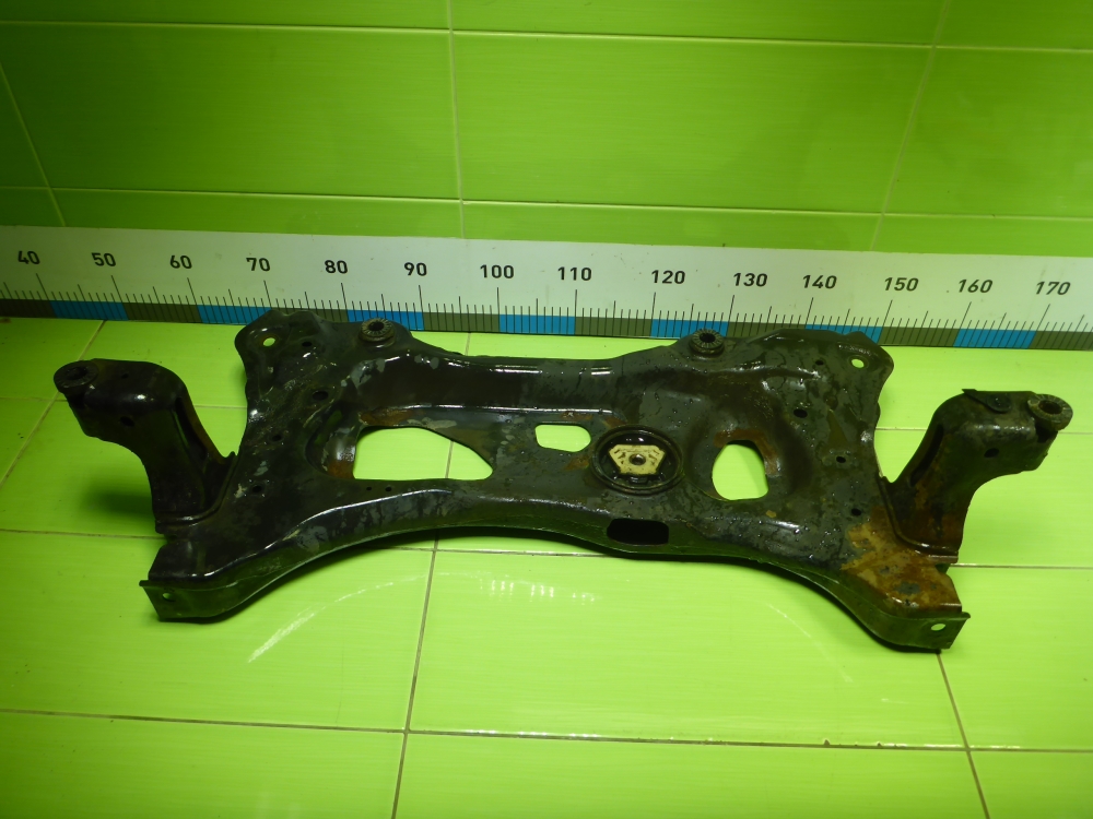 Балка подмоторная