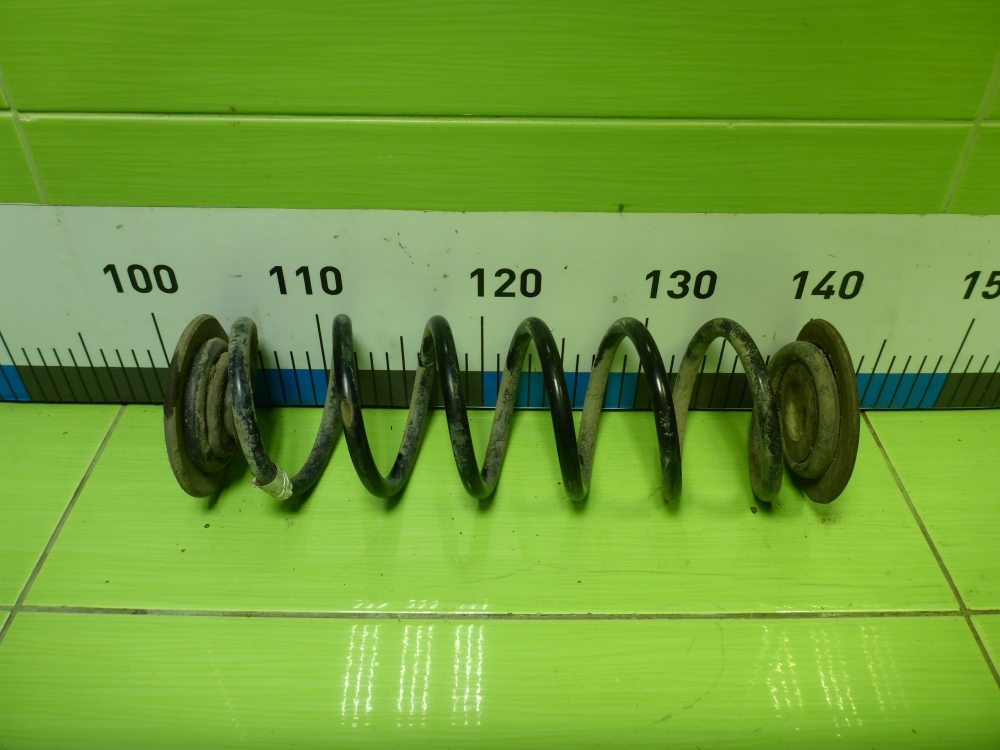 Пружина задняя