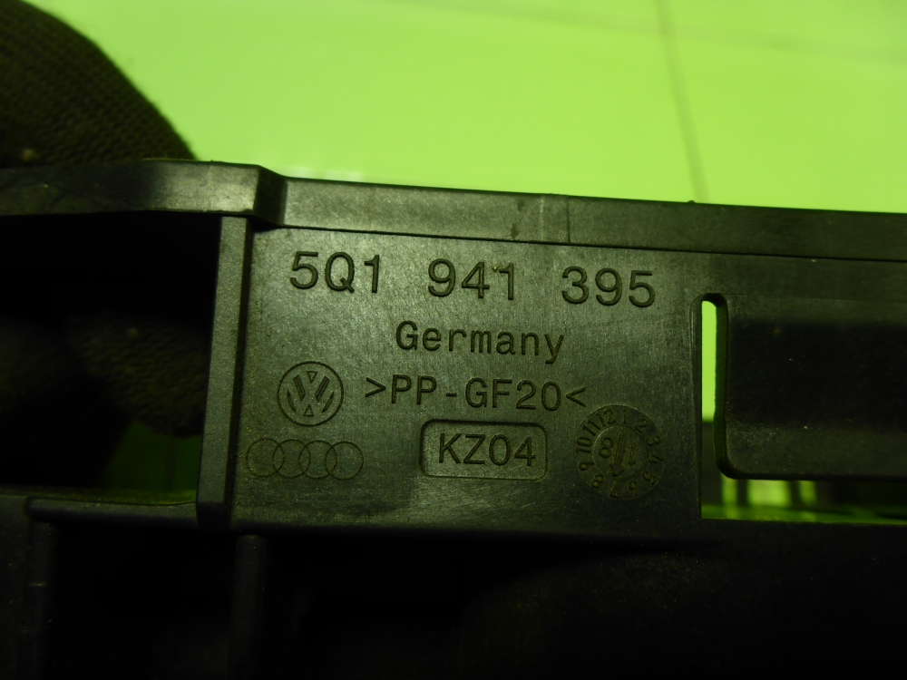 Кронштейн (сопут. товар)