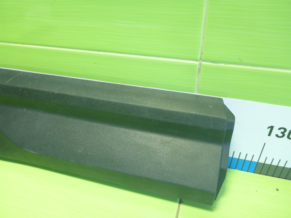 Накладка двери задней правой