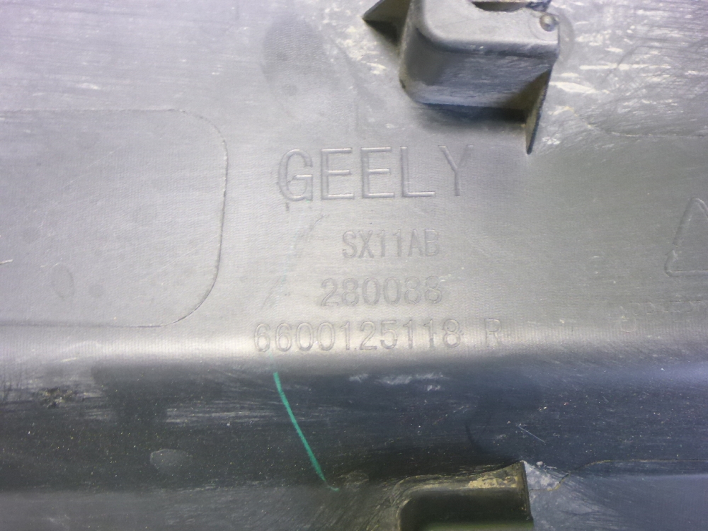 Накладка двери задней правой