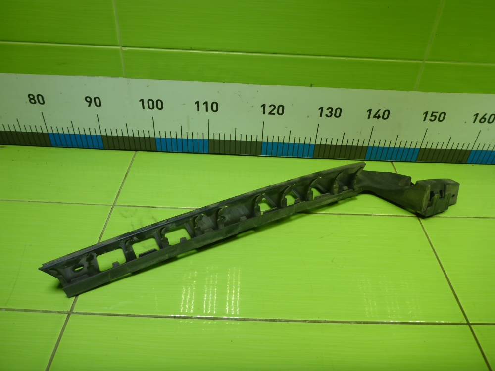 Кронштейн заднего бампера левый