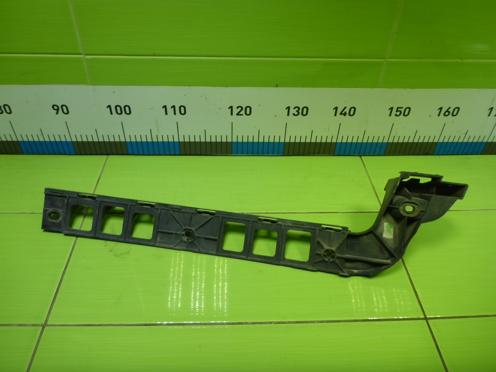 Кронштейн заднего бампера левый