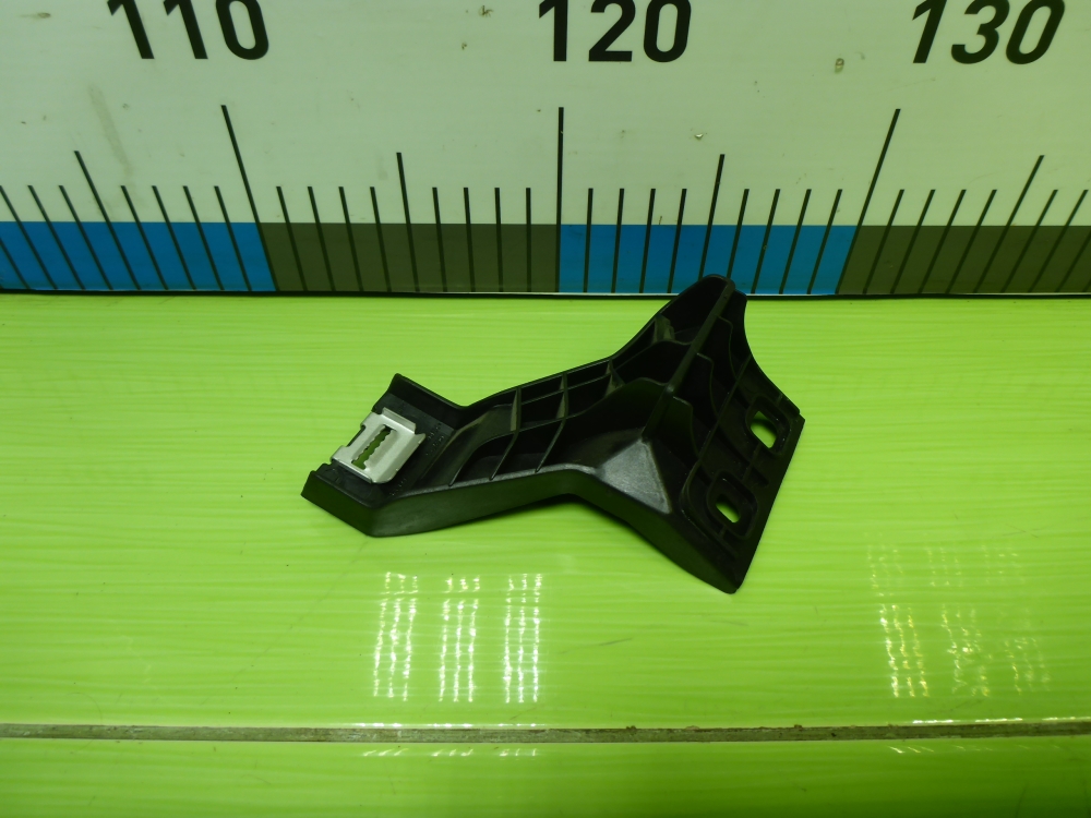 Кронштейн (сопут. товар)