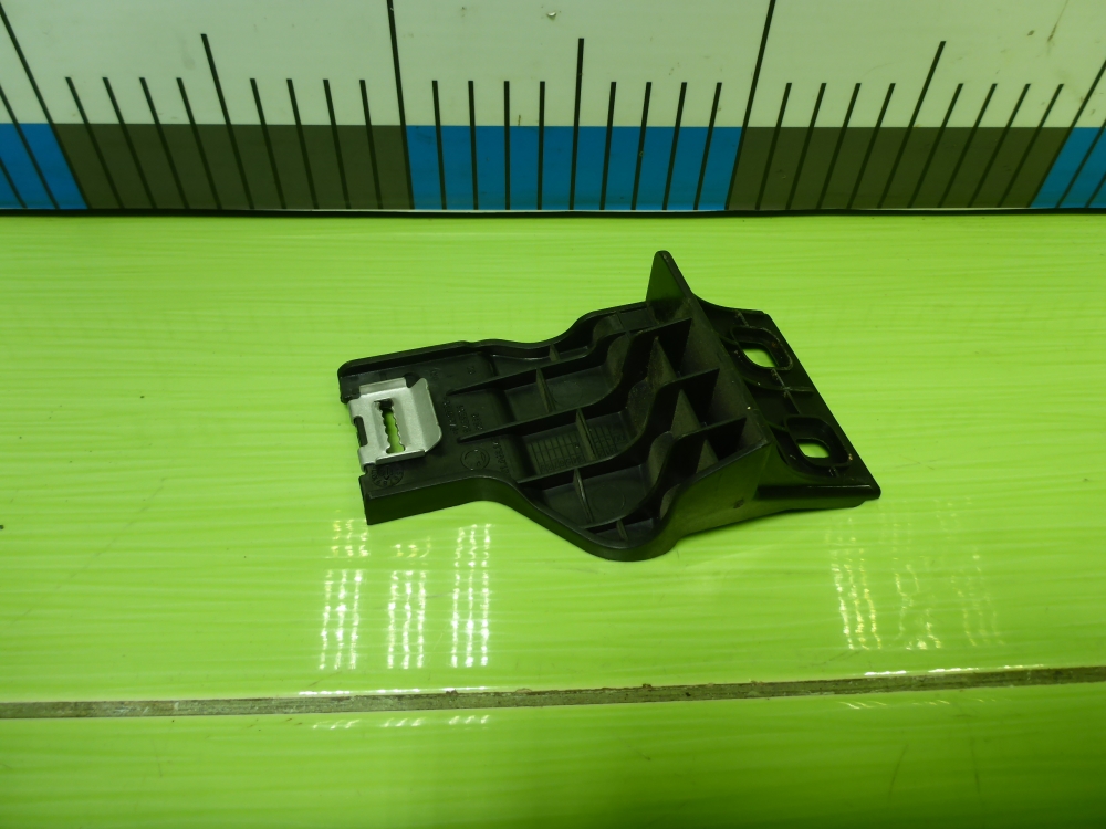 Кронштейн (сопут. товар)