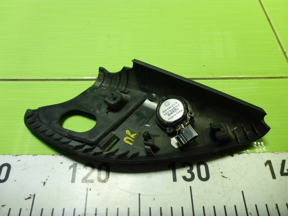 Накладка зеркала правого