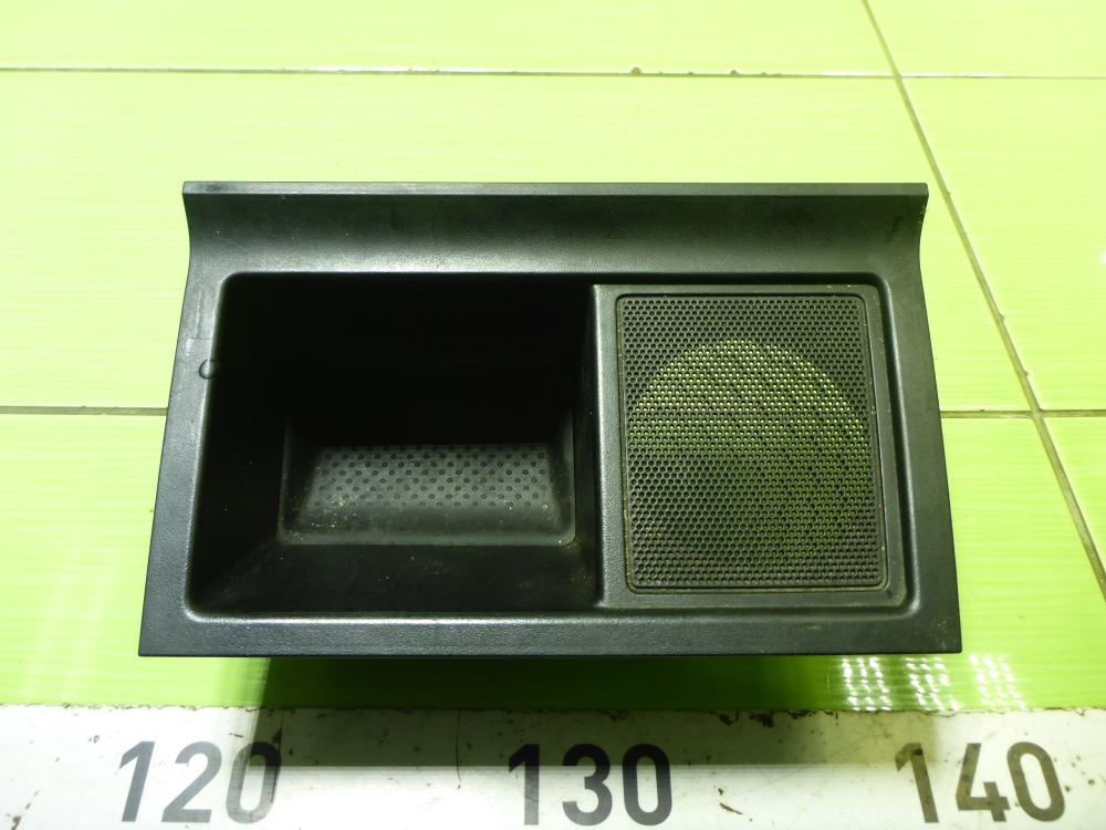 Ящик передней консоли для Octavia (A7) 2013-2020