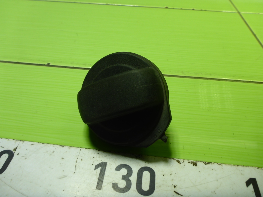 Крышка топливного бака